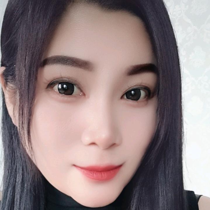 何必在忆