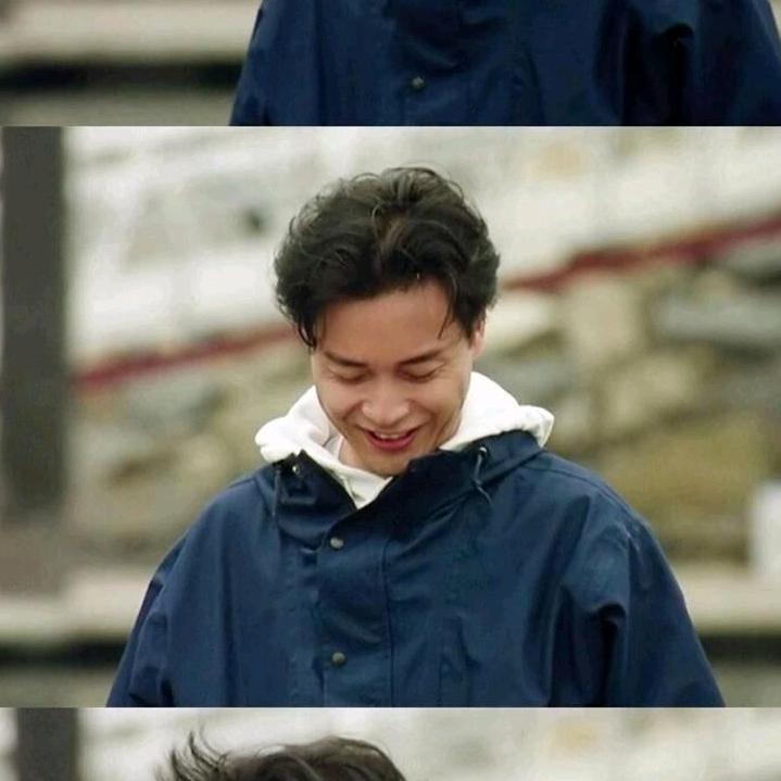 不与人说👑👑👑