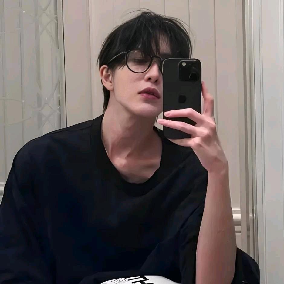 LI.