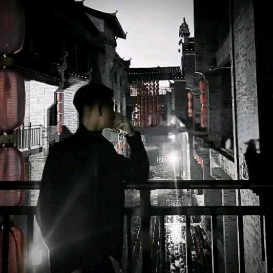 天亮了