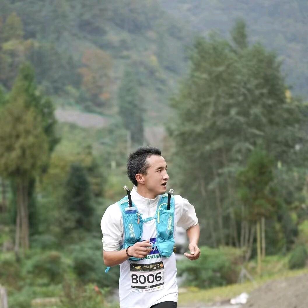跑向那座山（跑过南阳山）