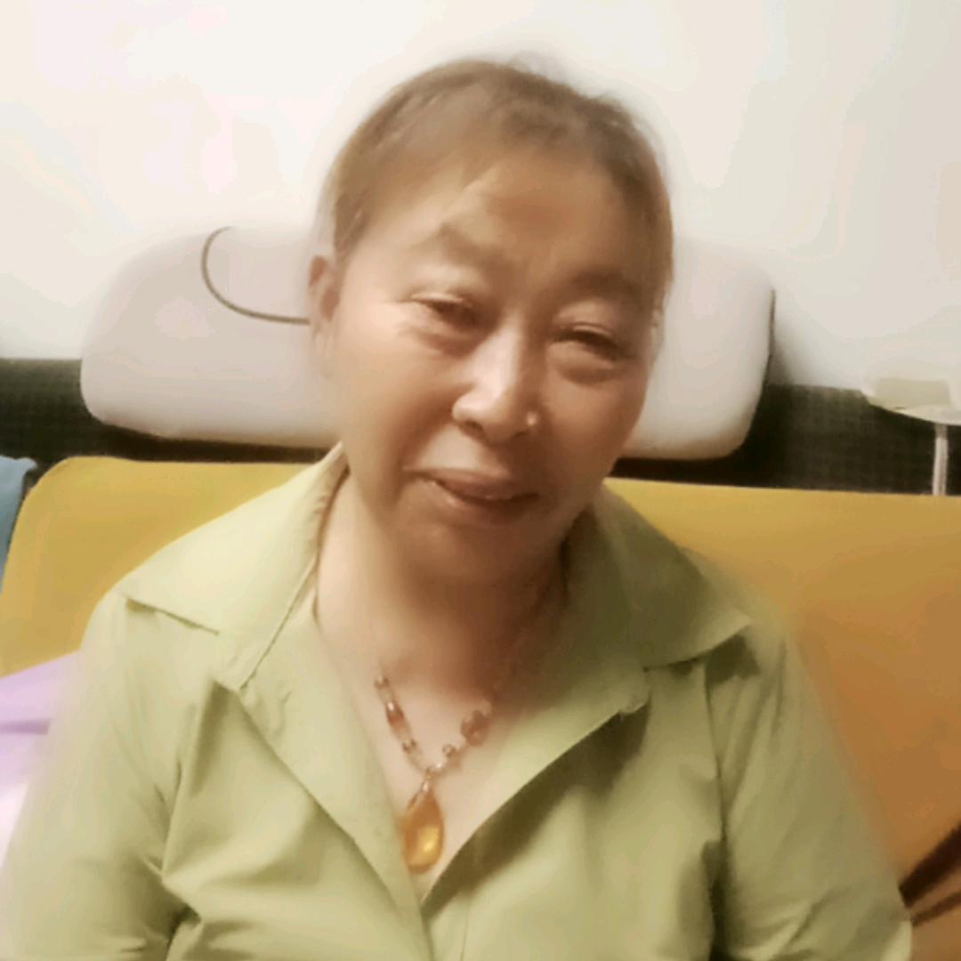 我嘲笑你什么嘛？他们有没有什么什么值得他