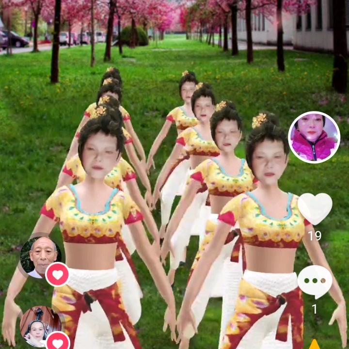 AAa
