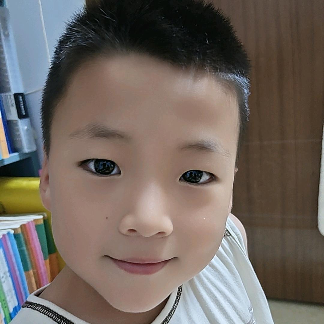 我家小眼帅锅