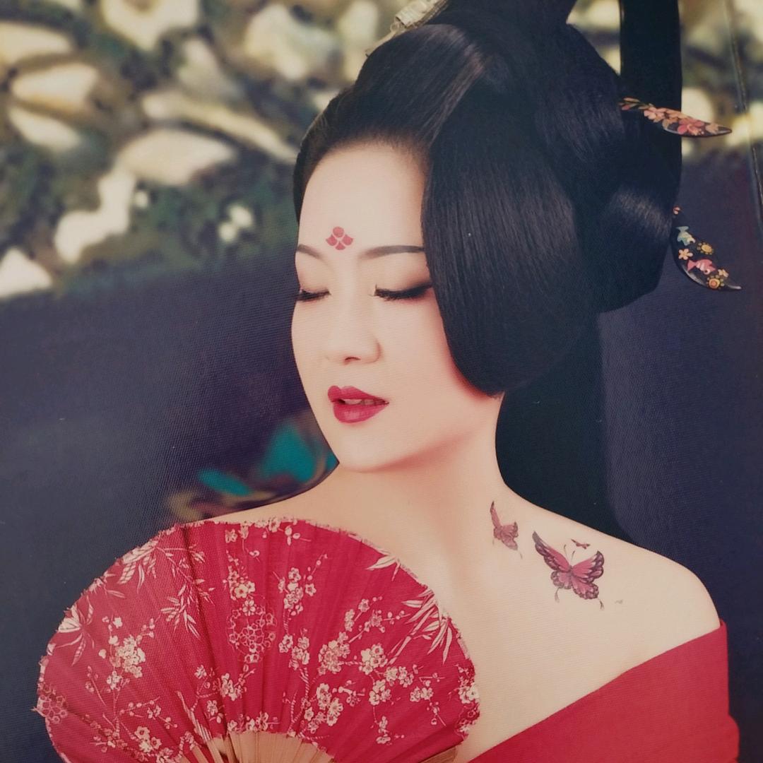 🚬烈酒🍶敬余💞生💦