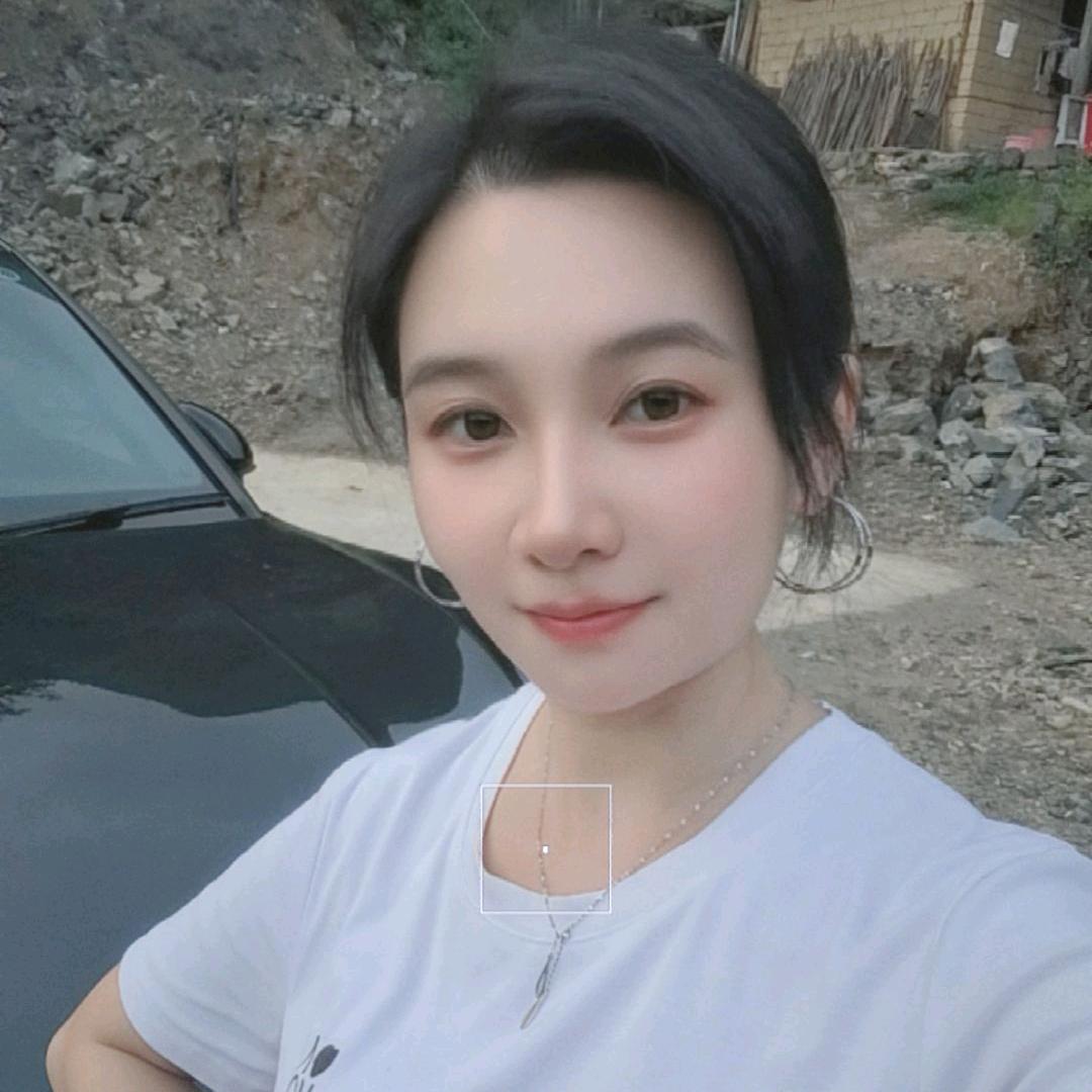 芳芳💞