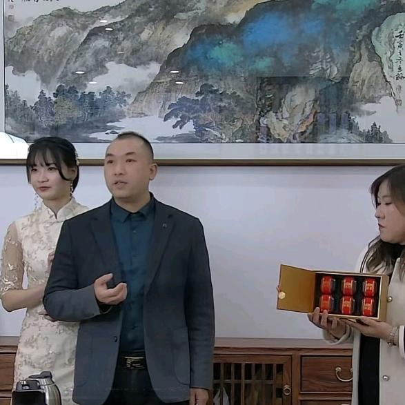 小谭哥