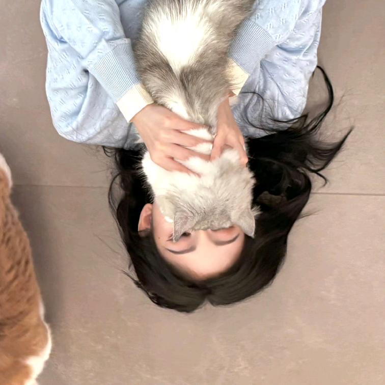 zhou忆荌