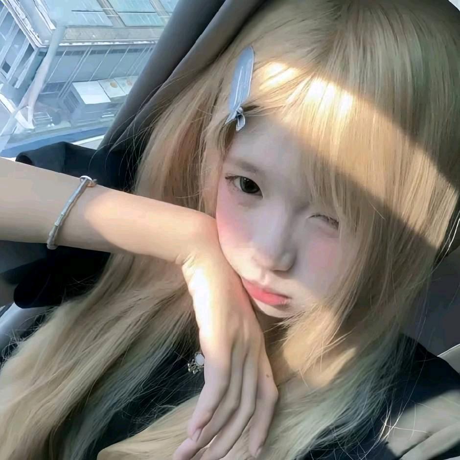ʰᵉˡˡᵒ𝙠𝙞𝙩𝙩𝙮.