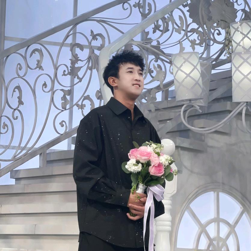 三胖广西鸭脚煲横县鱼生海风路总店官方号