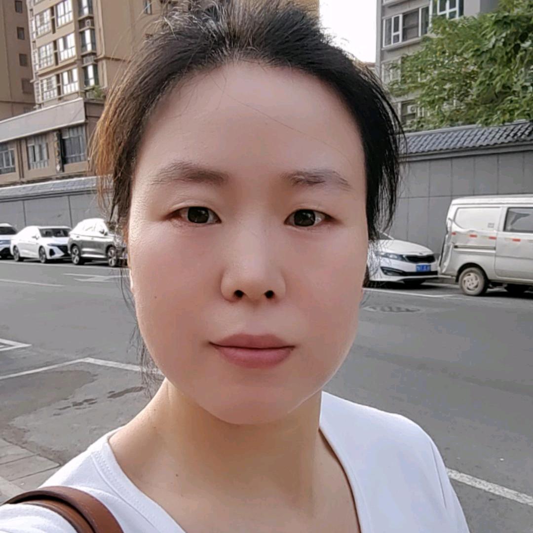 薇薇在向前