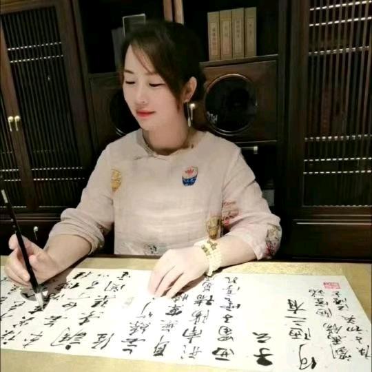 小艾