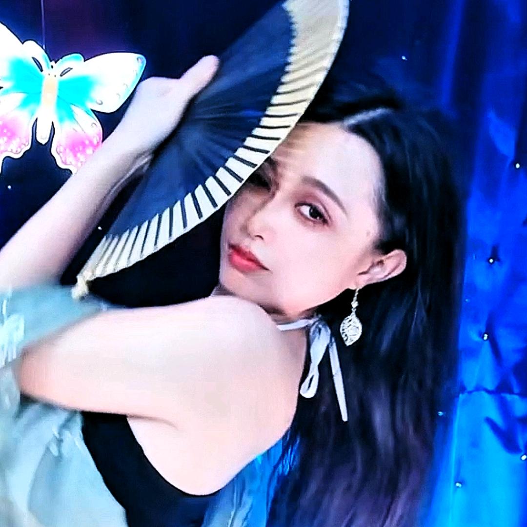 伊小曦