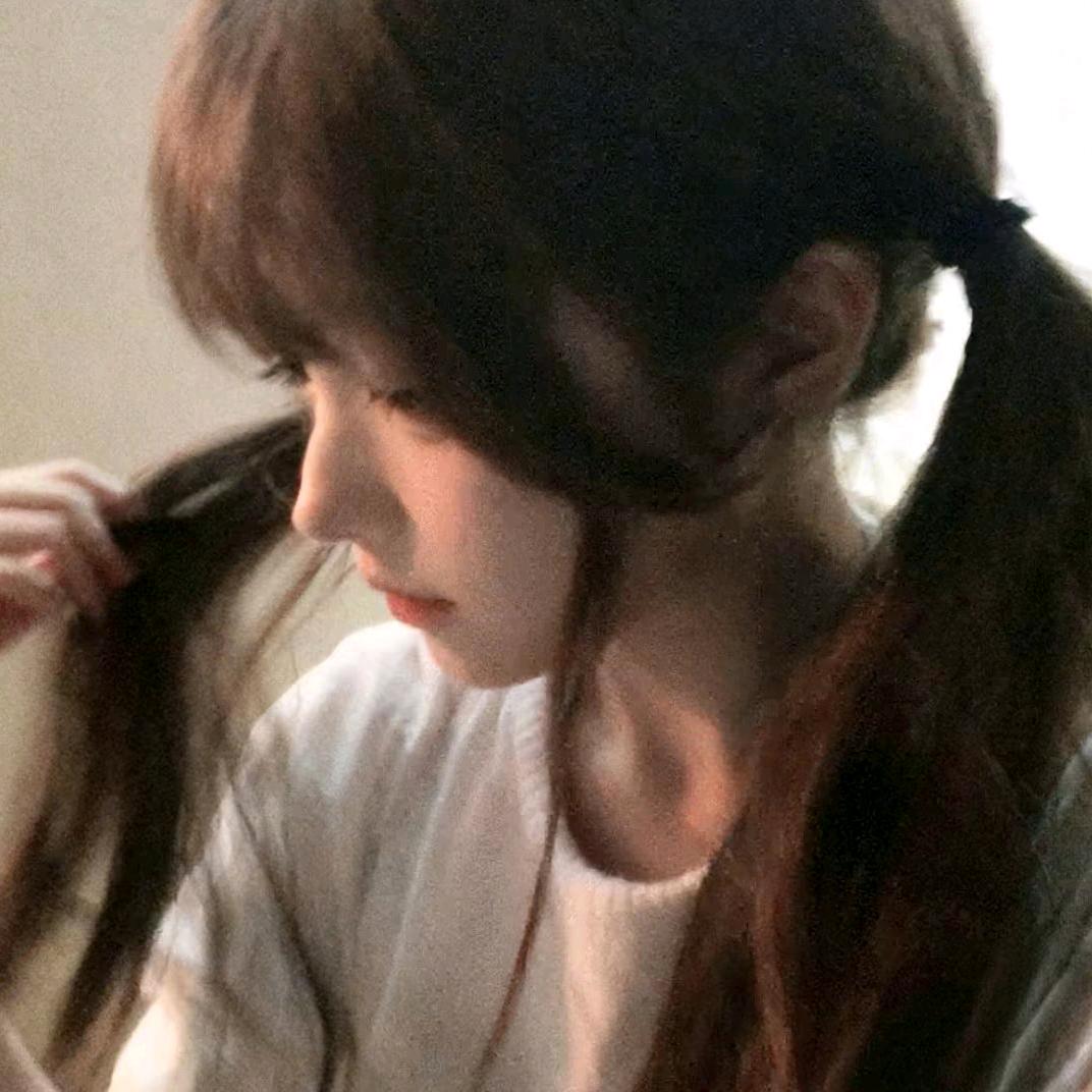 刺猬比小猫更渴望拥抱