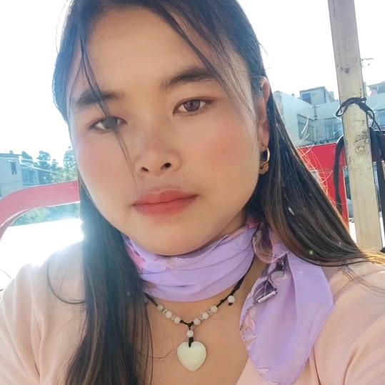 丘星英百货店