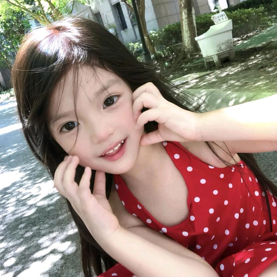 诗雯Liora