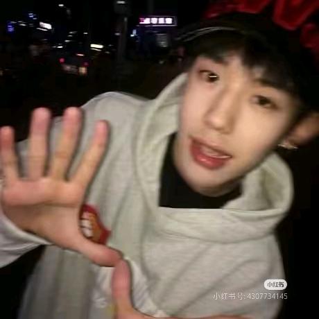 不会水彩的旺仔