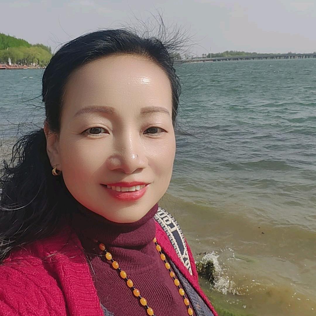 英港多多家政李经理