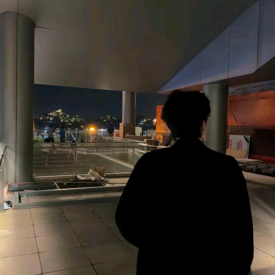 我等你一万年才把你忘记