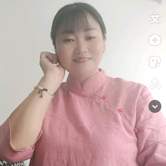 努力的霞姐
