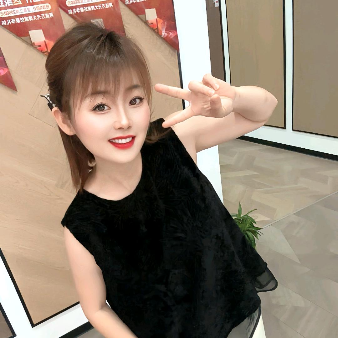 益阳生活家地板(欧阳小姐姐)