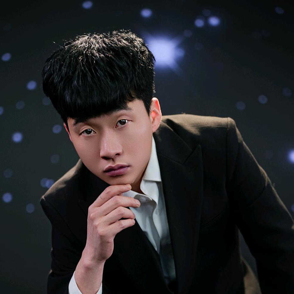 齐小磊✨✨✨