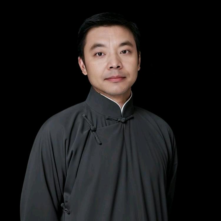 祥云，居士