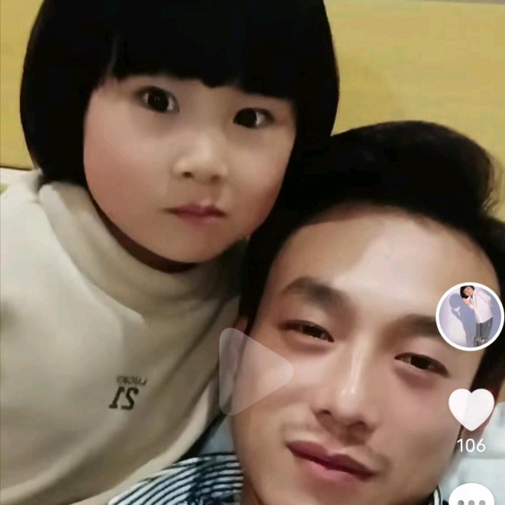 本来满眼都是爱，却把爱活成了生活💘