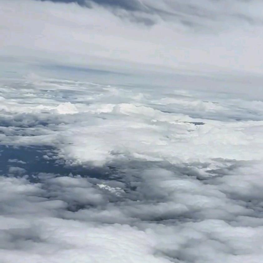 天空之镜