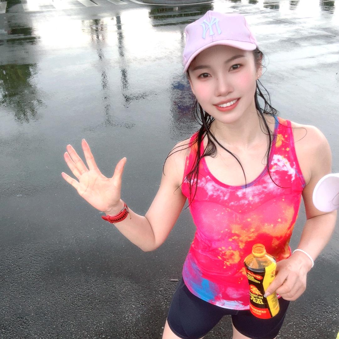 天颜嘉儿