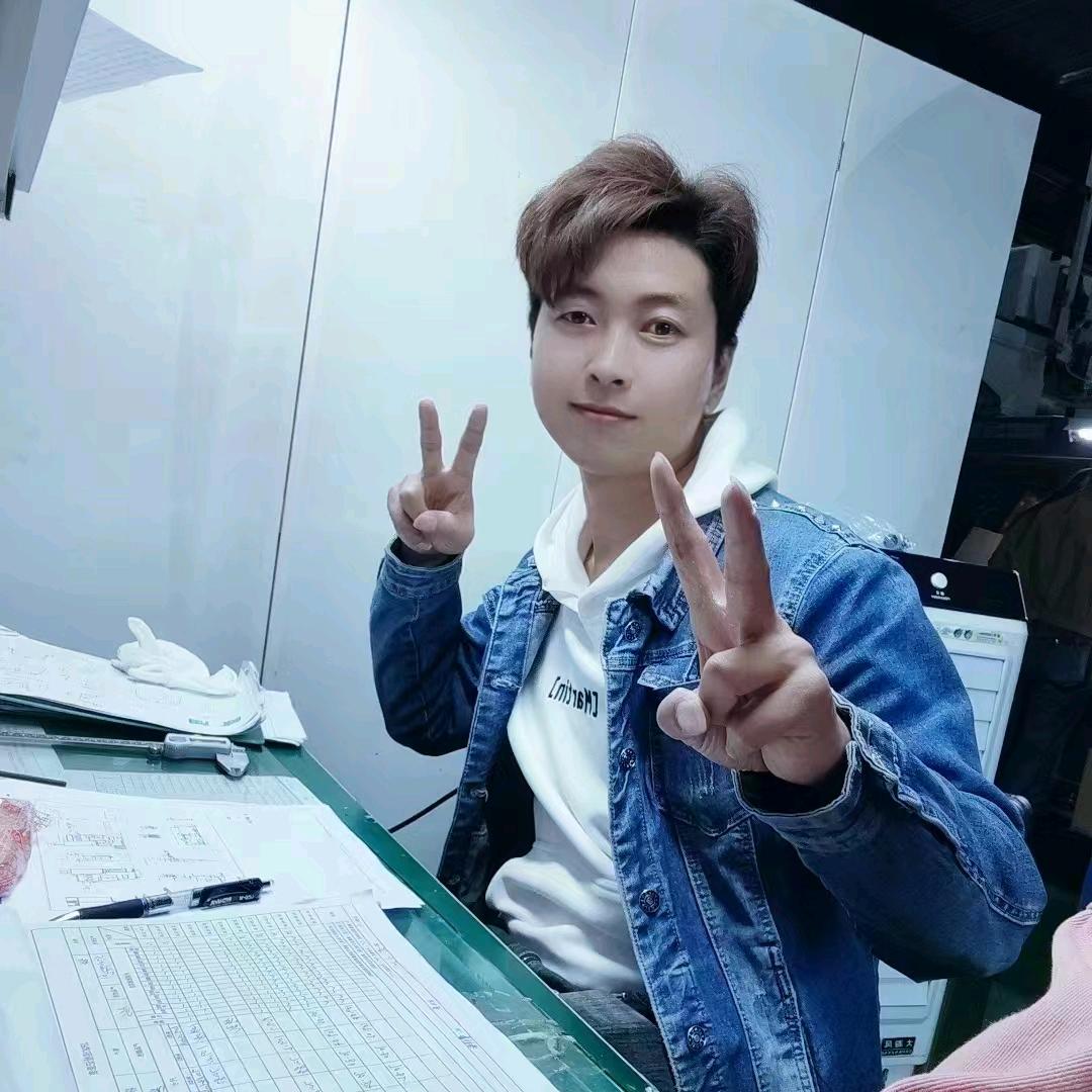 🎄贵州🌲浩哥🎄单身🎄