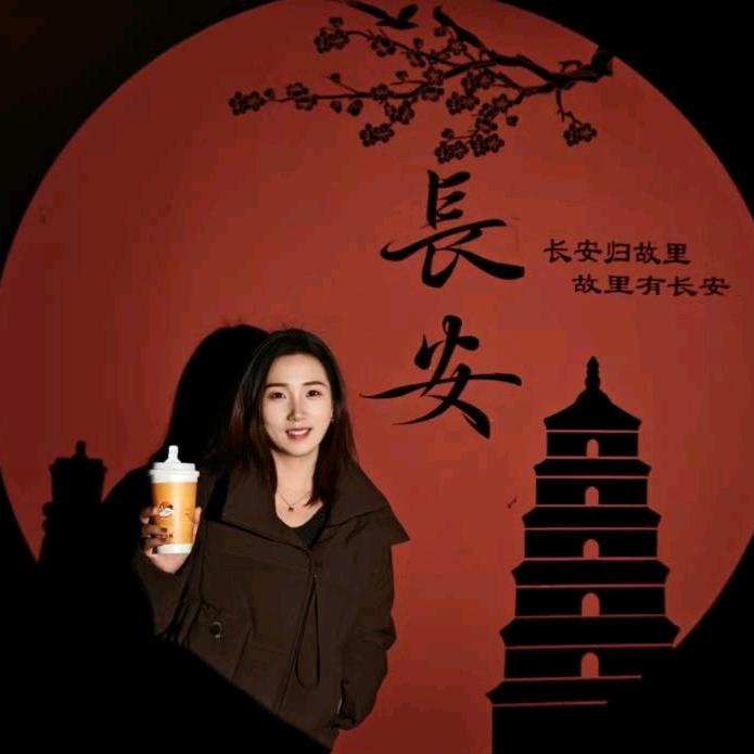 王小静。