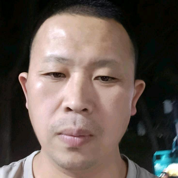 装修贴砖陈