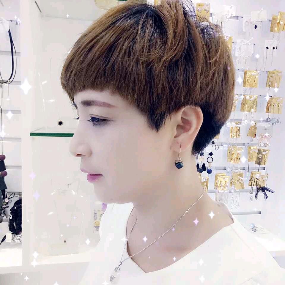 玲玲