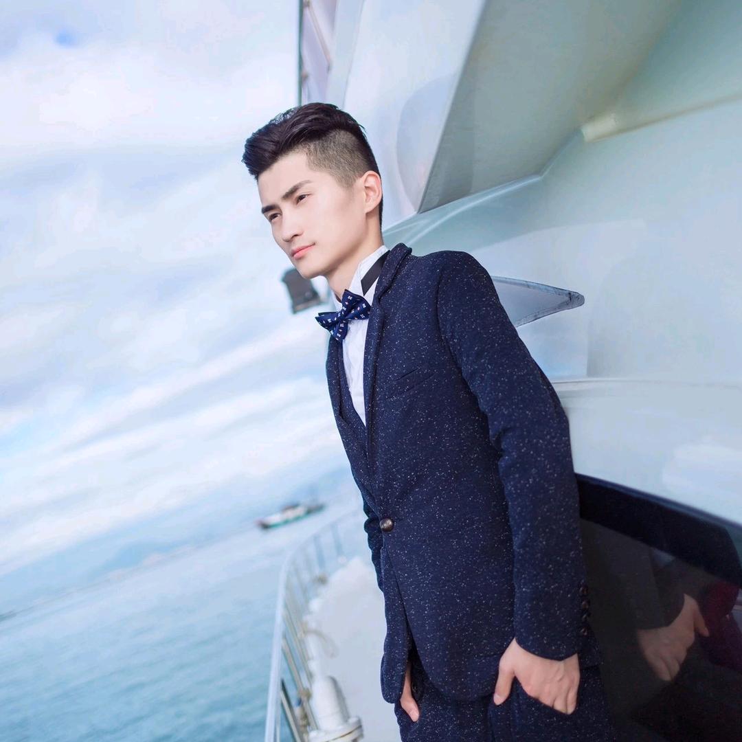 花溪左右鲜果经营部