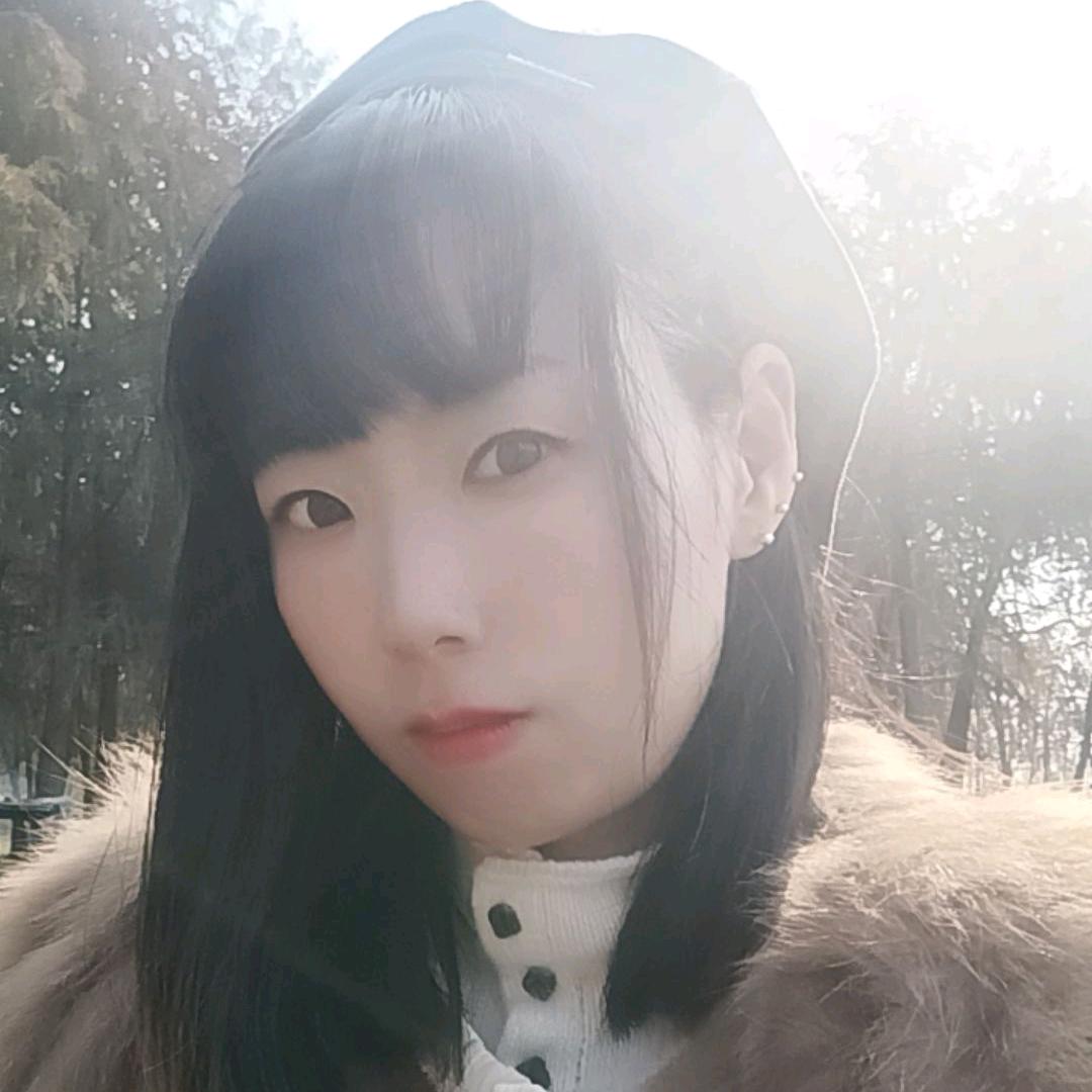 🌟小✨小✨何✨