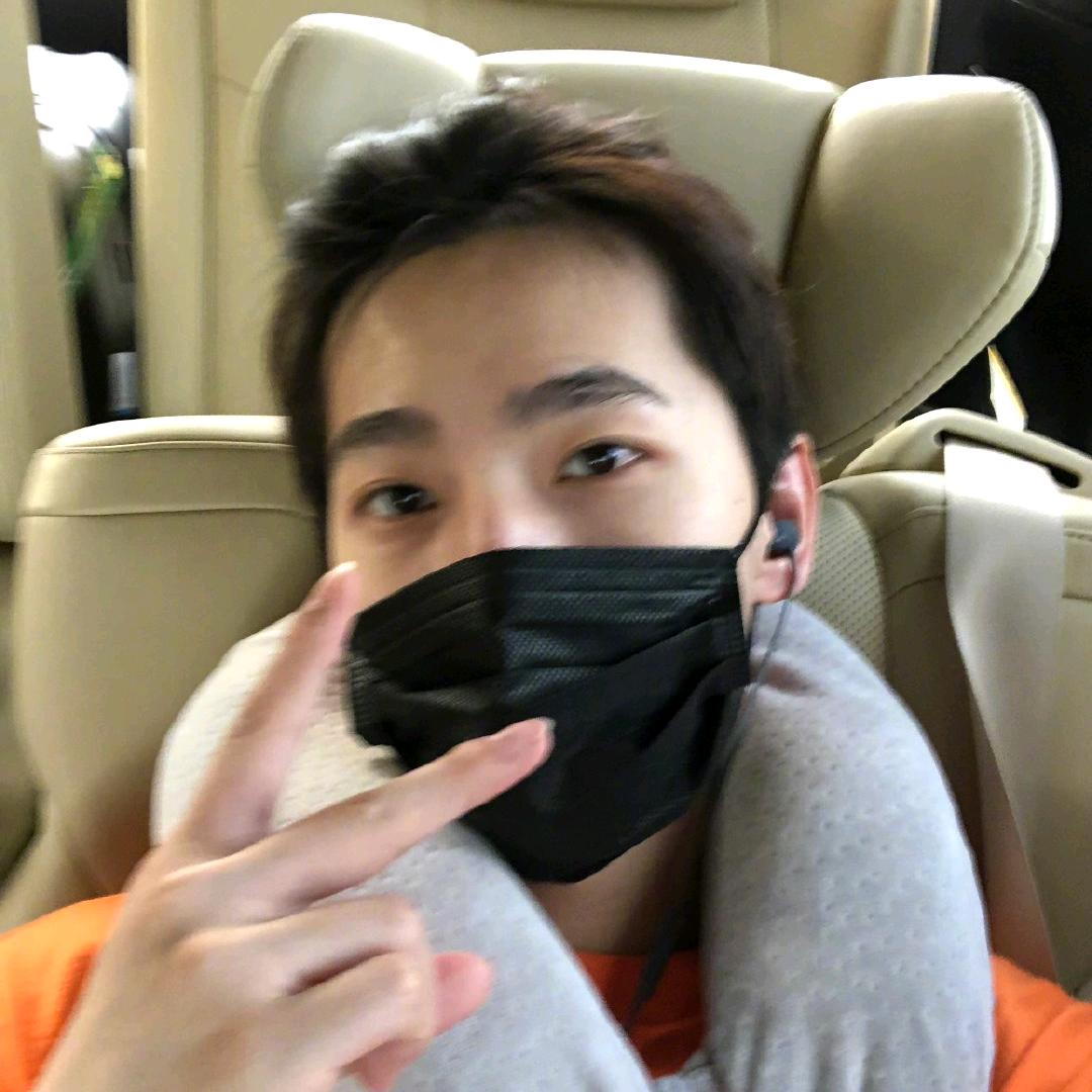 小羊不会转呼啦圈