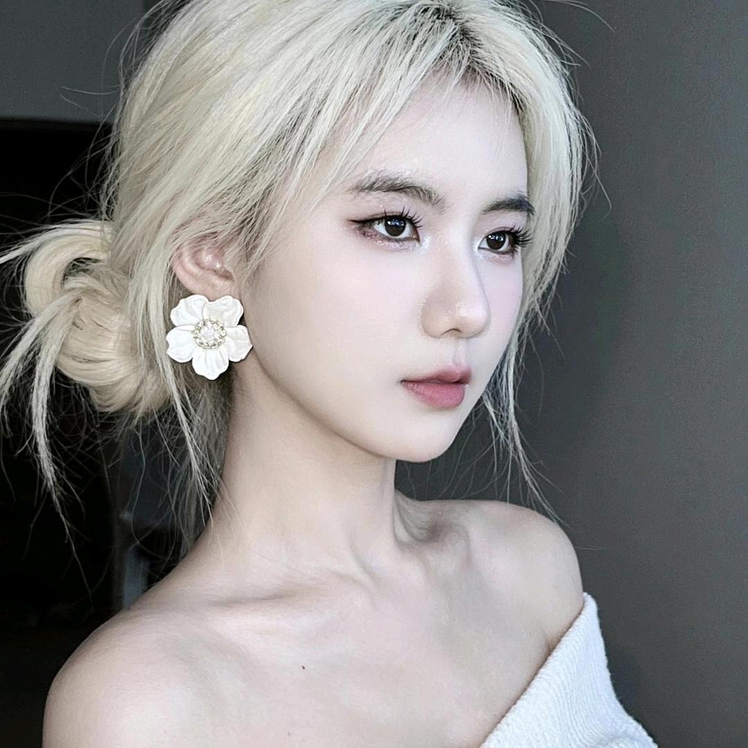 喜欢发呆的犹！！！