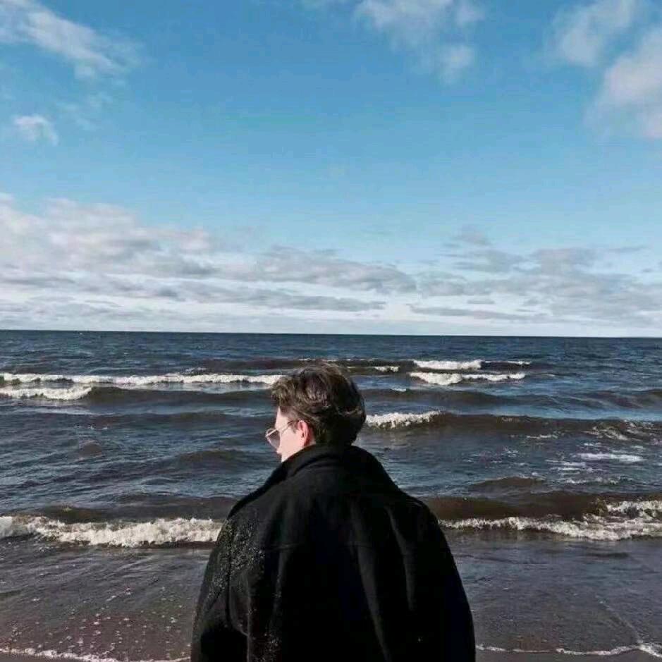 勇往直前，低调做人