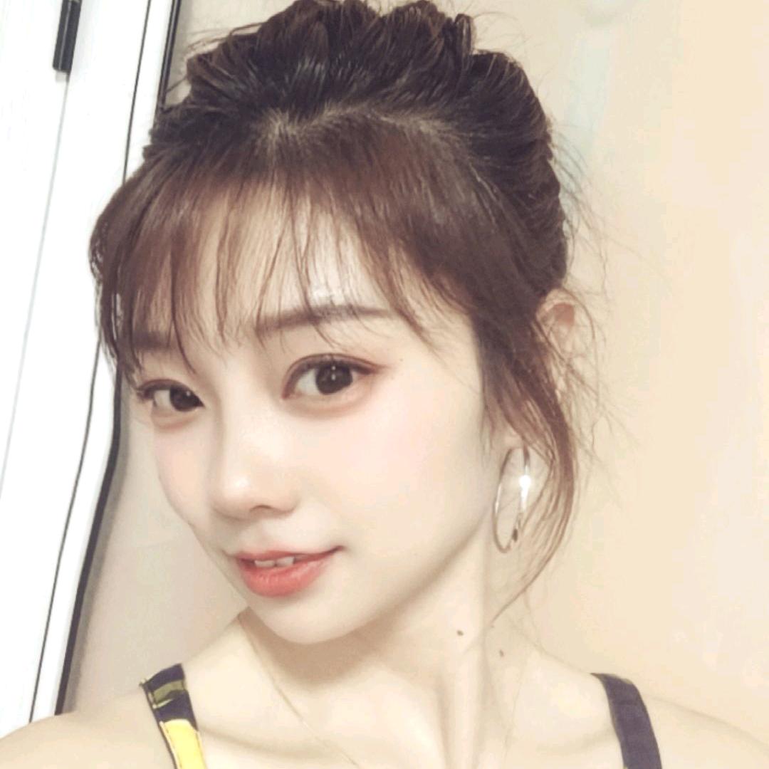 维你而纳星光