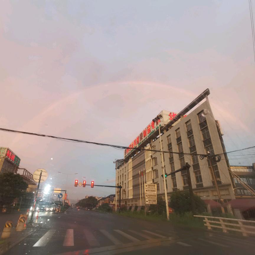 大强丨灬
