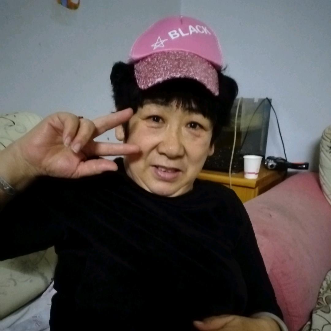 M。