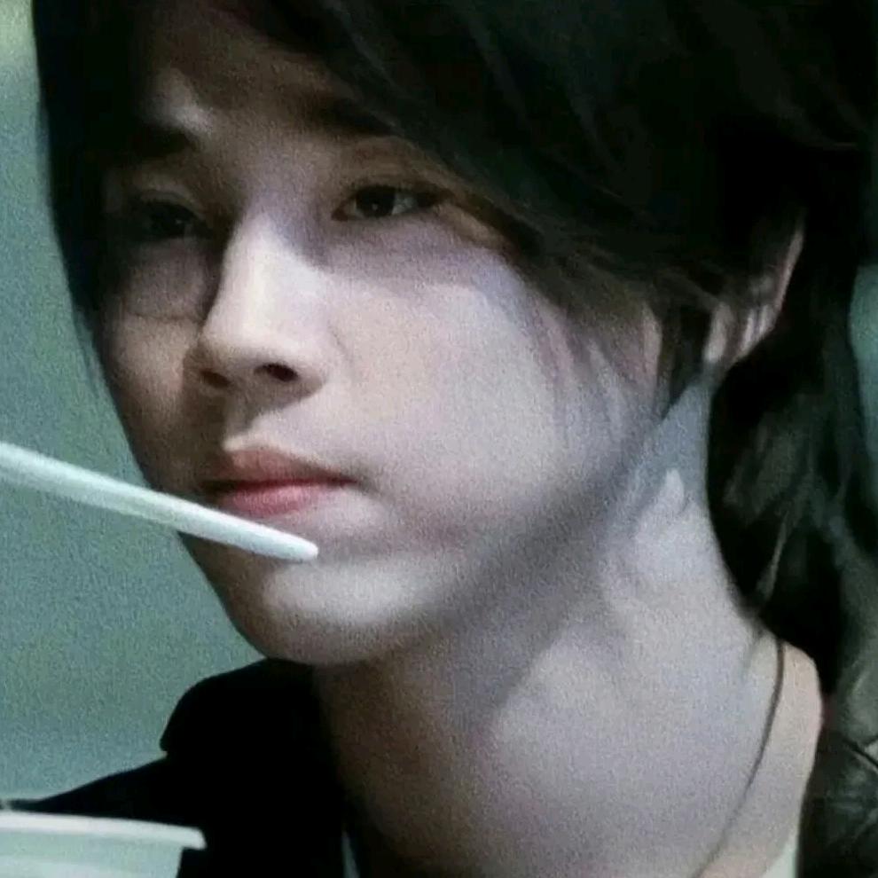 柒月屿钰（森系美女）