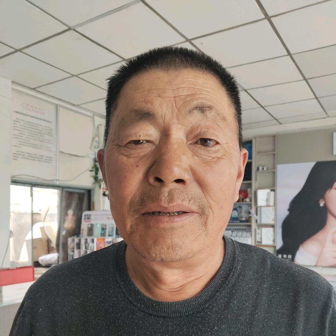 潘洪超(每天下午一点开播)