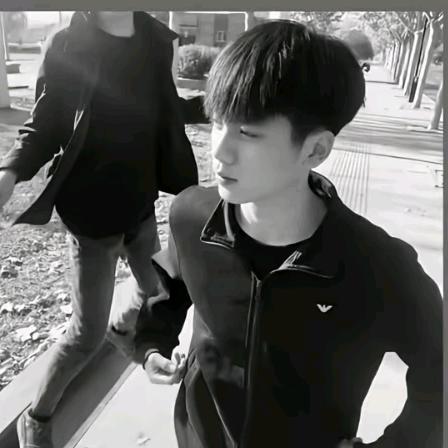 肚子腾@
