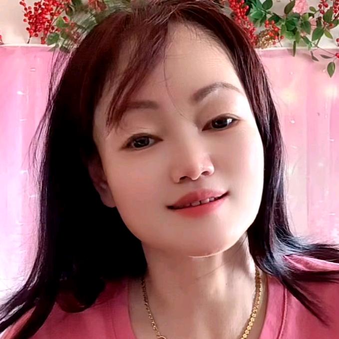 袁梅