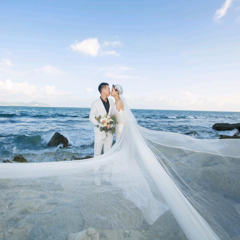 鸿安特电缆-侯鸿彦