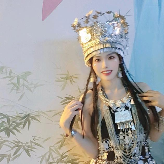 单亲妈妈。