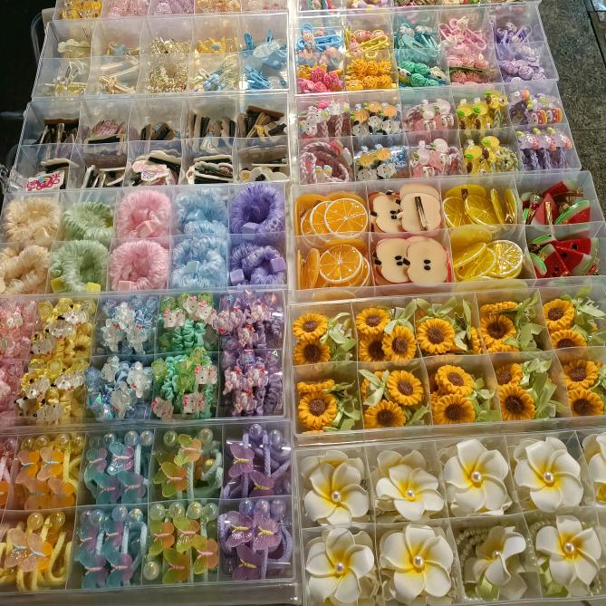 摆个小摊(1元2元头饰批发）