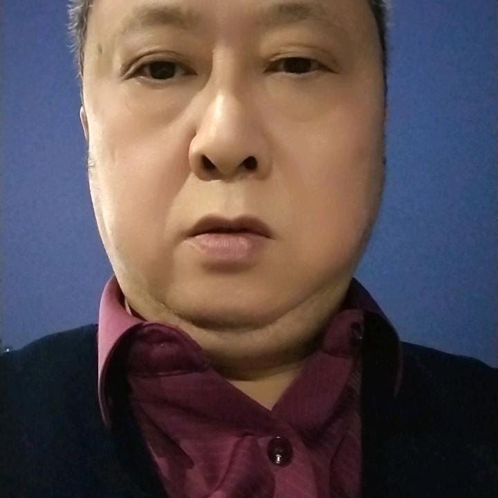 鸿运日化